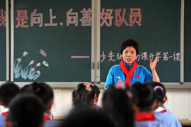 在加维遭遇重伤并宣告赛季报销后，巴萨主帅哈维便明确表示他需要补充一名新援来顶替加维的位置。